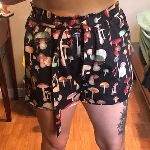 PaperBoy Silky Mushroom shorts